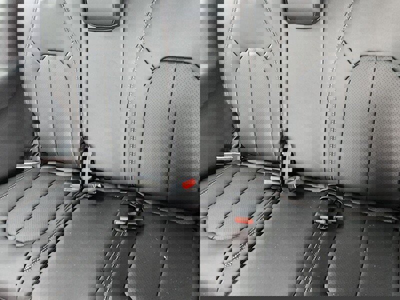 New 2026 Chrysler Pacifica Select w/ S Appearance Package image 11