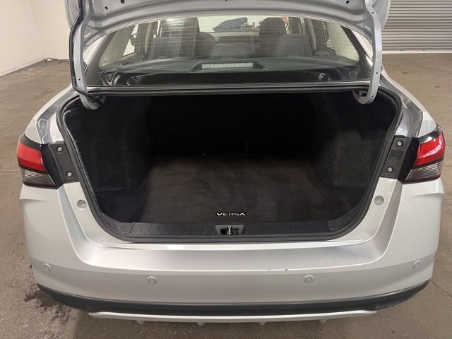 Used 2023 Nissan Versa SV image 16