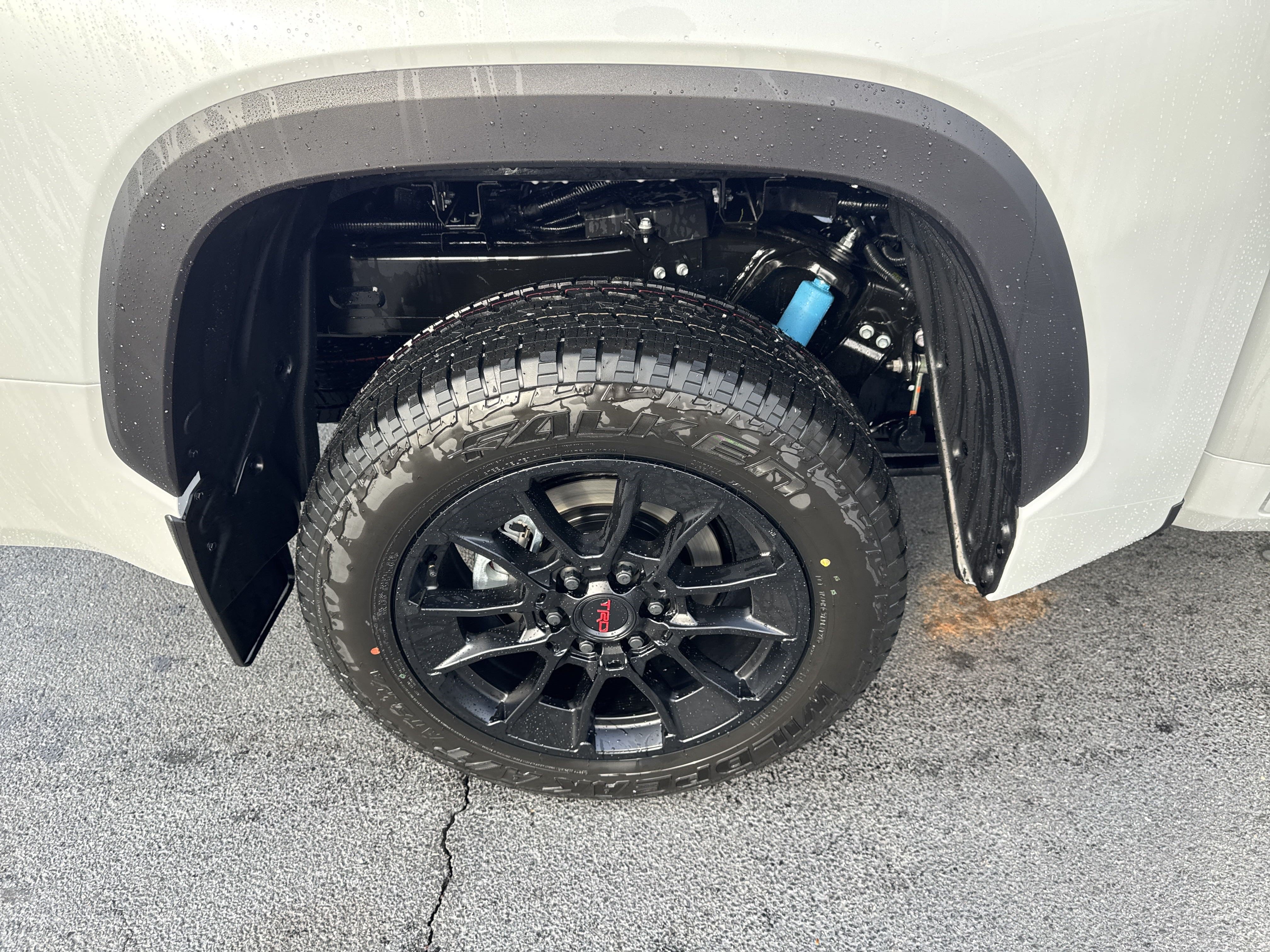 New 2025 Toyota Tundra Limited w/ TRD Off-Road Package AWD/4WD image 11