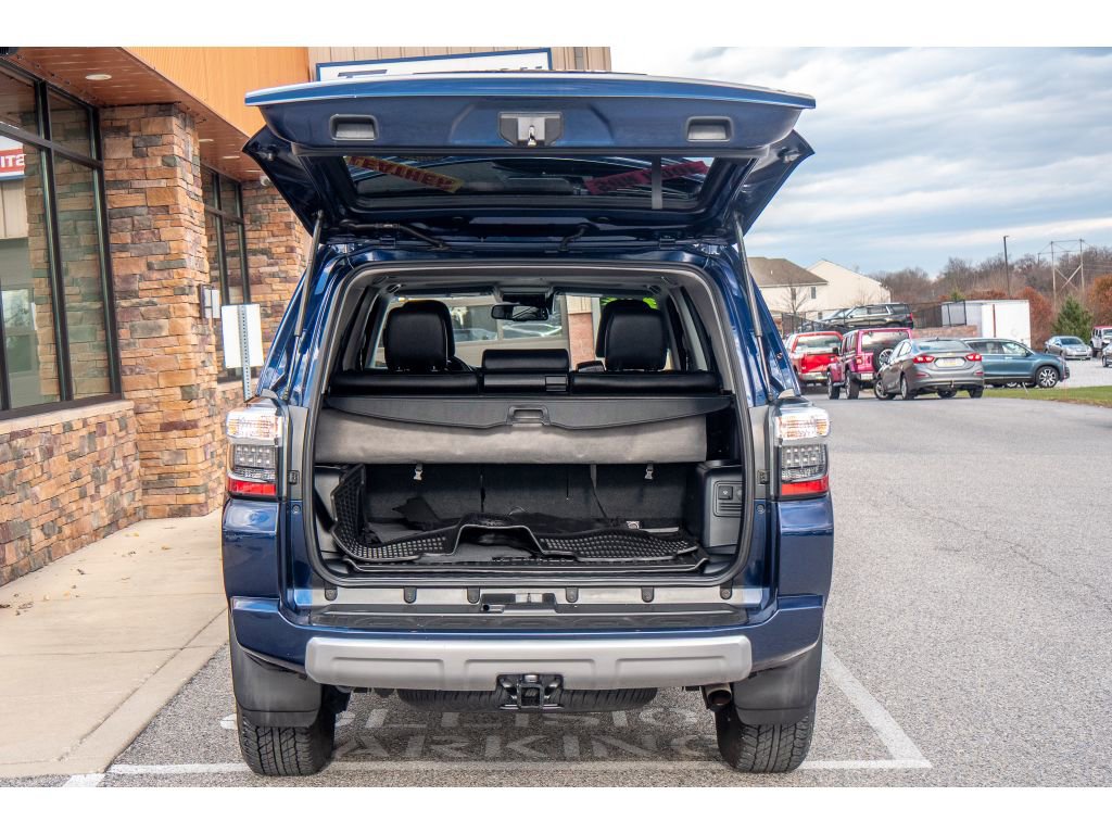 Used 2023 Toyota 4Runner TRD Off-Road Premium image 29