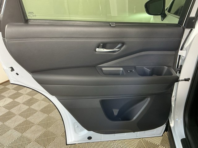 New 2026 Nissan Pathfinder Platinum AWD/4WD image 20