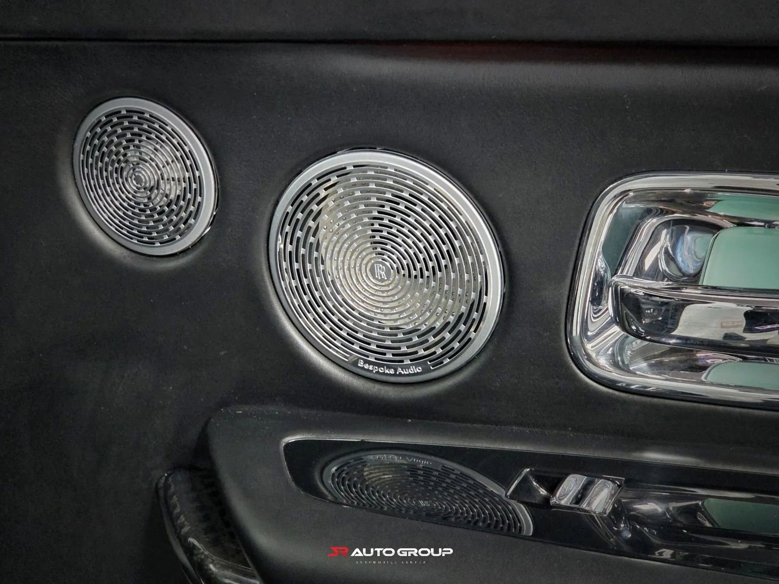 Used 2020 Rolls-Royce Cullinan Black Badge image 25