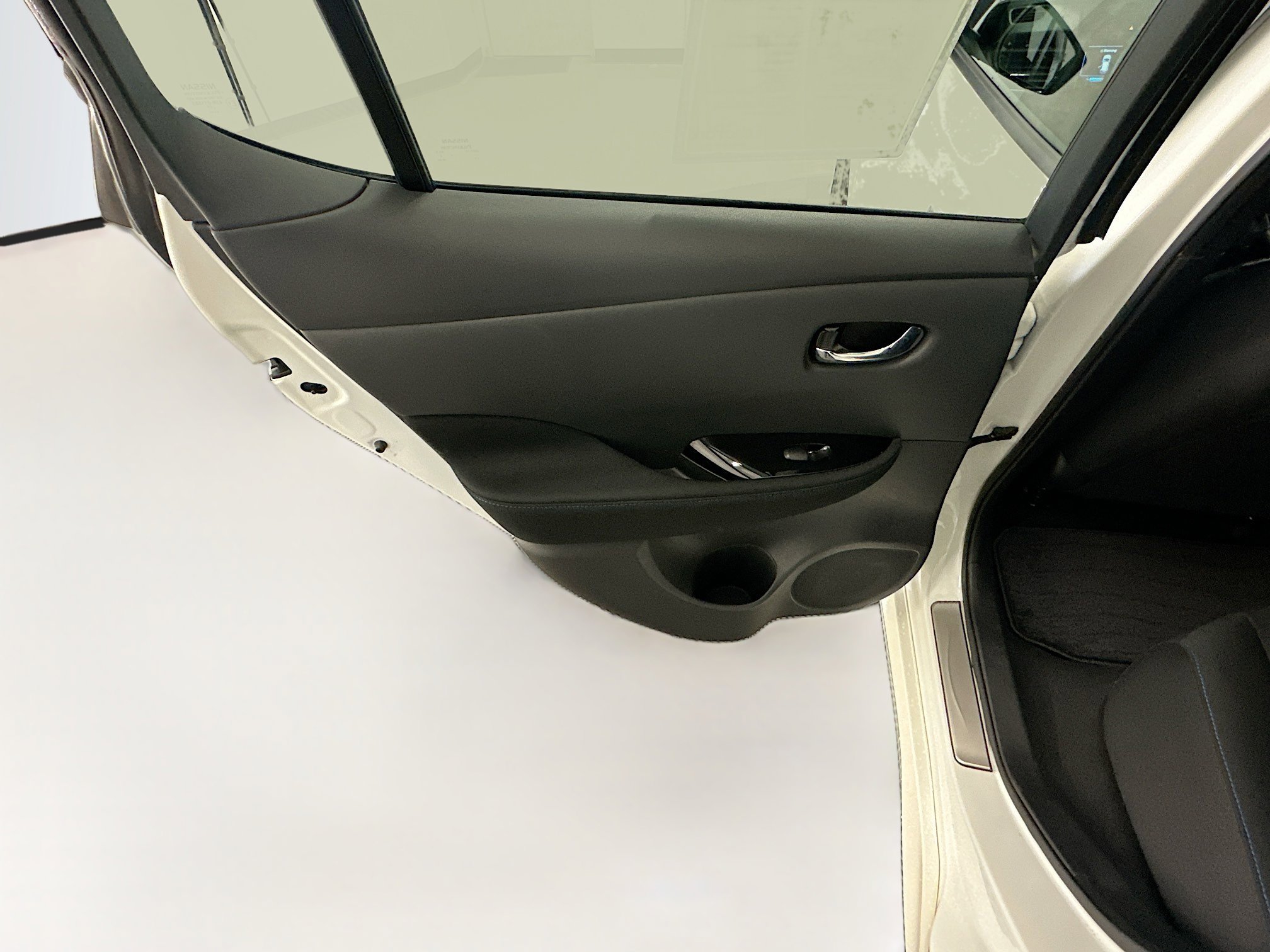Used 2024 Nissan Leaf SV Plus FWD image 26