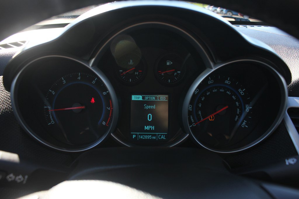 Used 2013 Chevrolet Cruze Eco FWD image 11