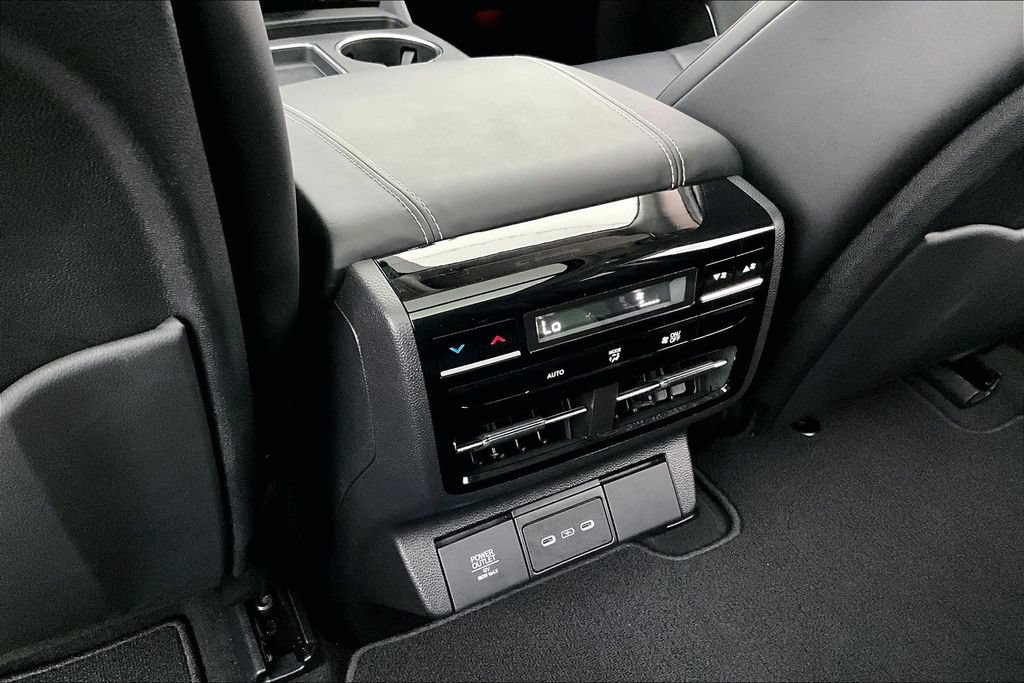 Certified 2026 Acura MDX w/ Technology Package FWD image 31