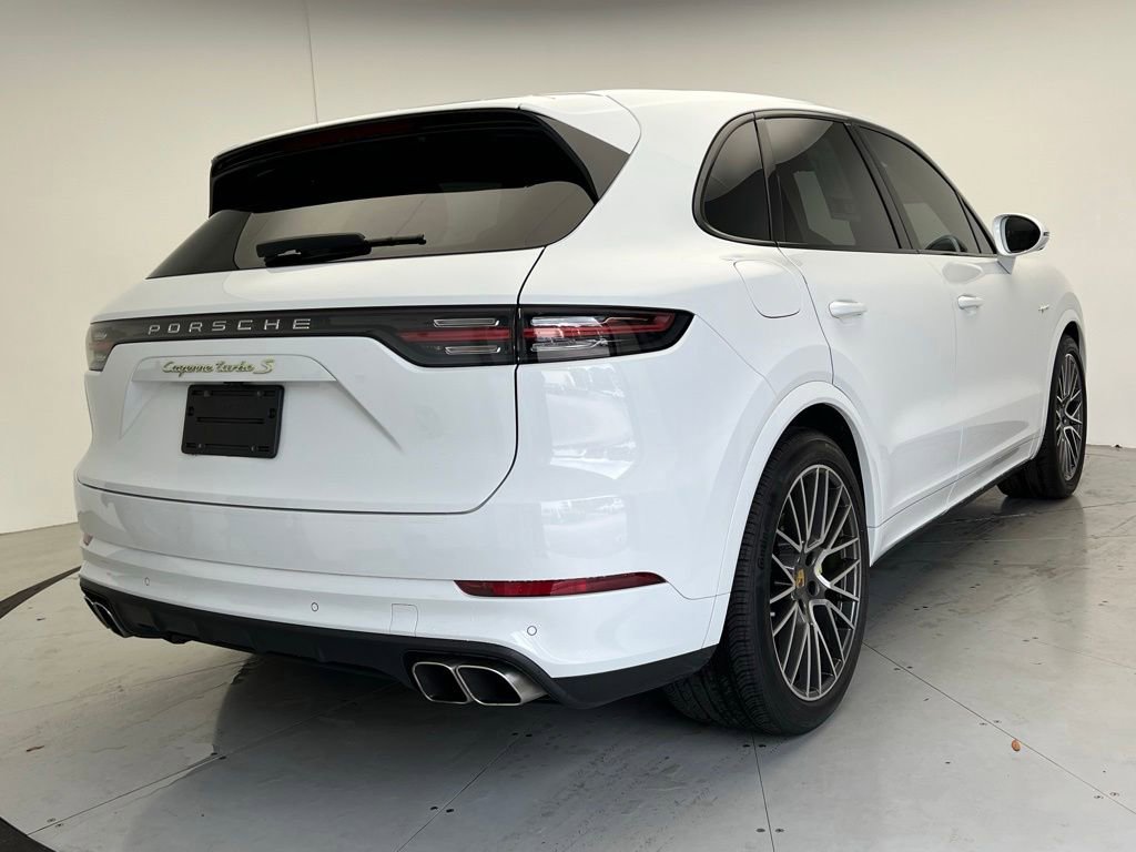 Certified 2023 Porsche Cayenne Turbo S AWD/4WD image 22