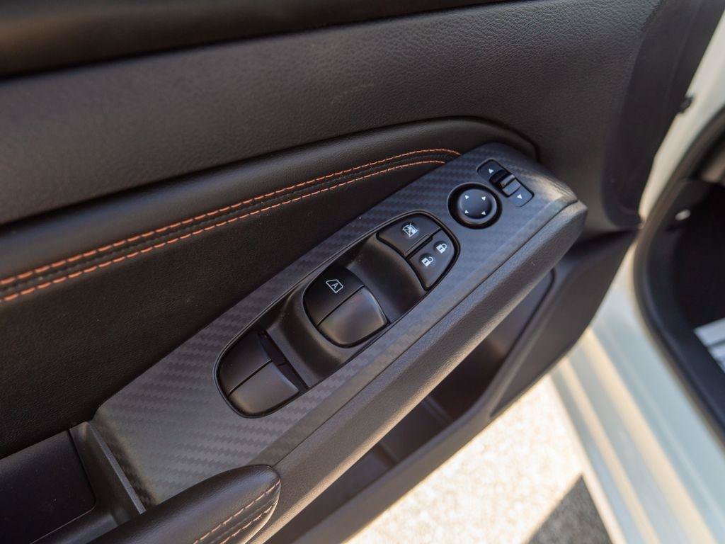 Used 2020 Nissan Altima 2.5 SR w/ Premium Package FWD image 16