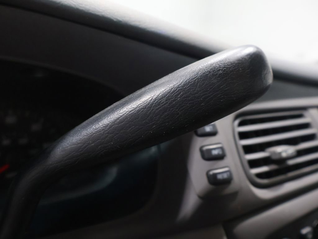 Used 2005 Ford Taurus SE image 29