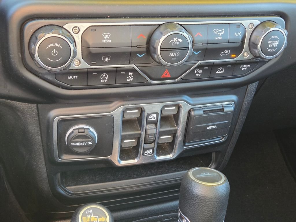 Used 2020 Jeep Gladiator Sport w/ Quick Order Package 24S AWD/4WD image 30