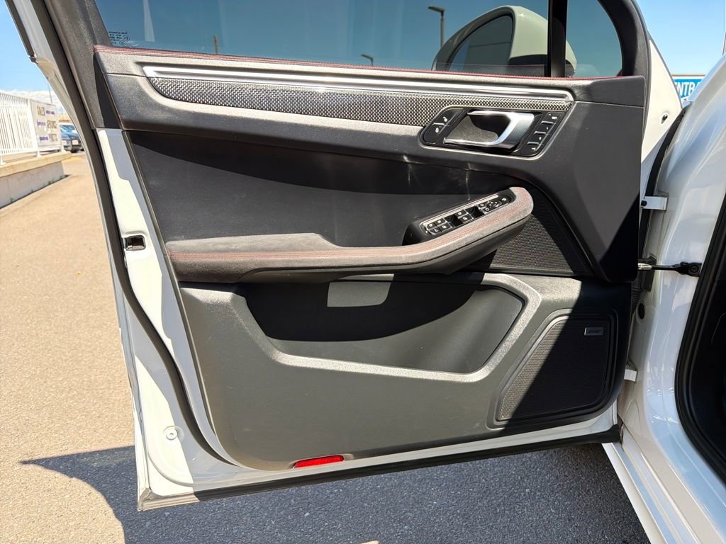 Used 2018 Porsche Macan GTS image 10