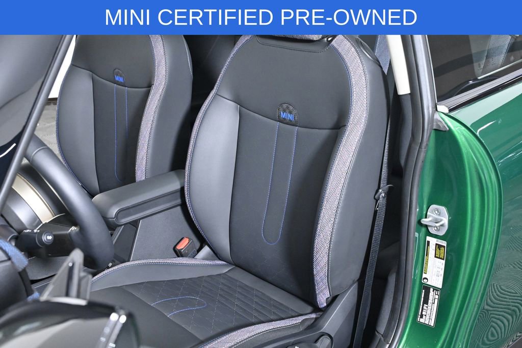 Certified 2025 MINI Cooper 2-Door Hardtop FWD image 20