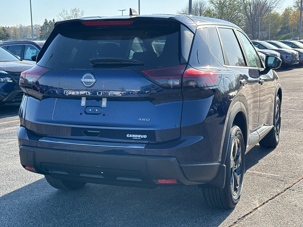 New 2026 Nissan Rogue SV AWD/4WD image 5