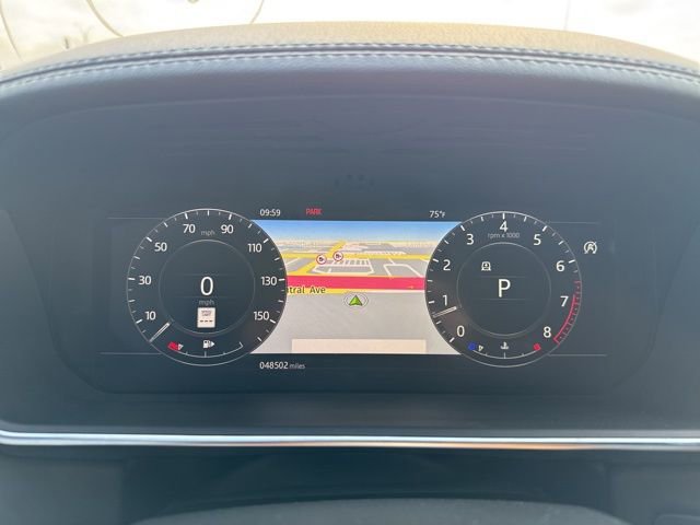 Used 2019 Land Rover Range Rover HSE image 17