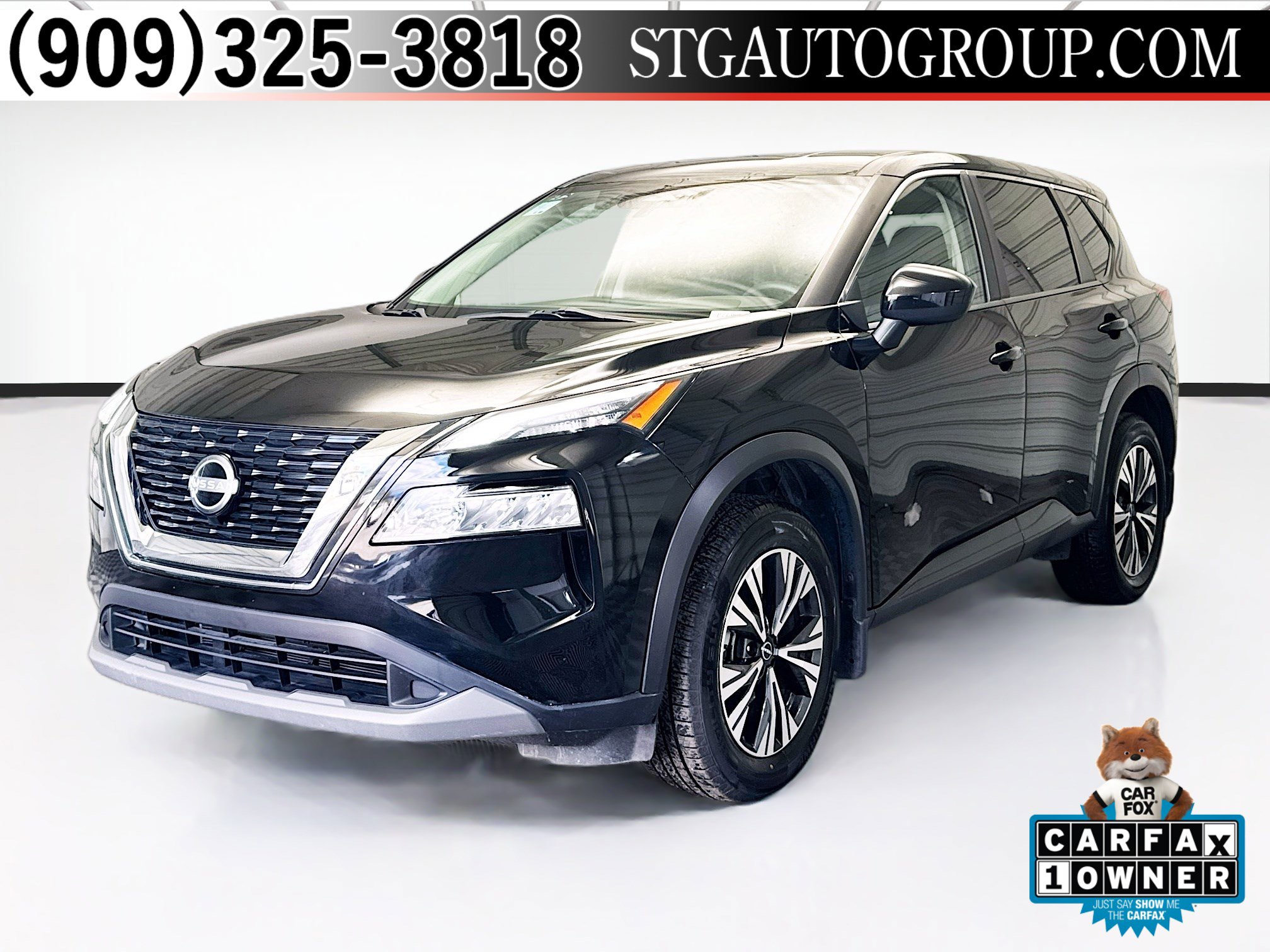 Used 2023 Nissan Rogue SV image 1