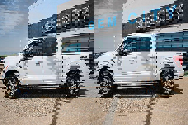 Used 2024 Ford F150 XLT w/ Tow/Haul Package image 2