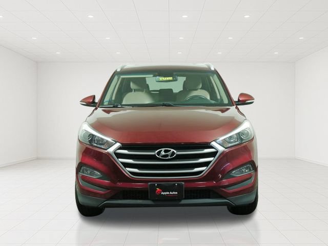 Used 2017 Hyundai Tucson SE Plus FWD image 2