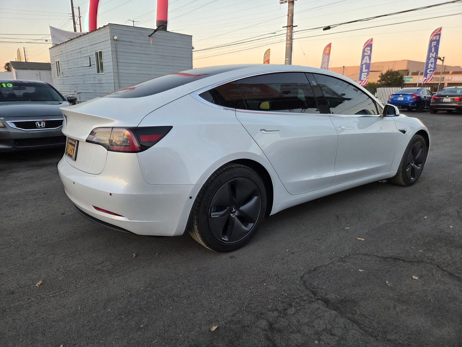 Used 2020 Tesla Model 3 Standard Range Plus RWD image 3