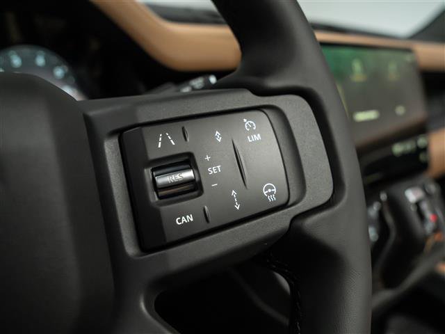 New 2026 Land Rover Defender 110 X-Dynamic SE AWD/4WD image 21