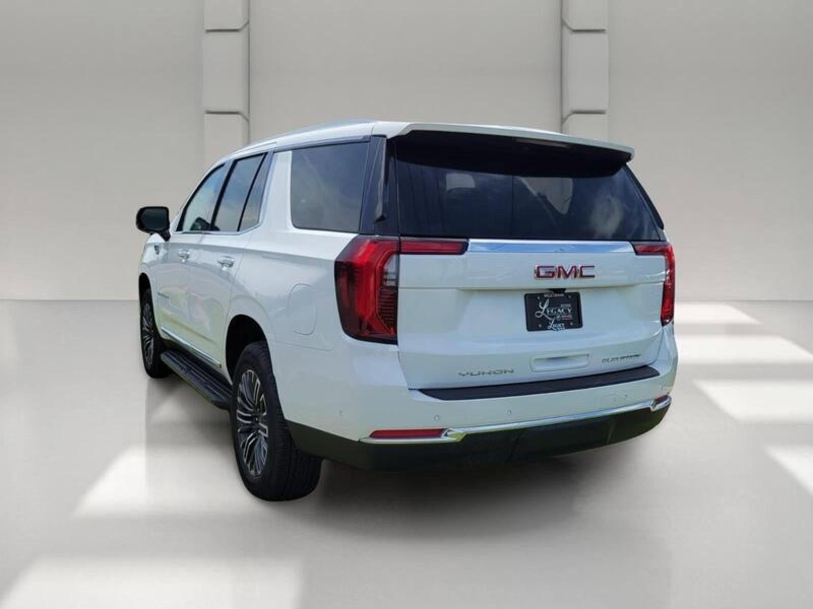 New 2026 GMC Yukon Elevation RWD image 6