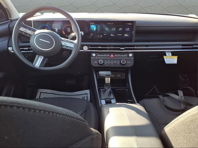 New 2026 Hyundai Tucson SE image 16