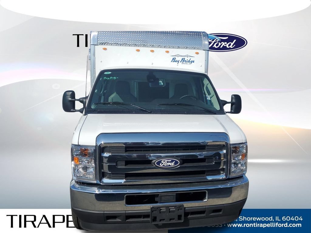 New 2026 Ford E-350 and Econoline 350 Super Duty RWD image 2
