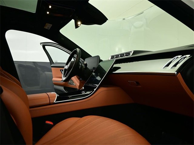 Used 2022 Mercedes-Benz S 500 S 500 image 33