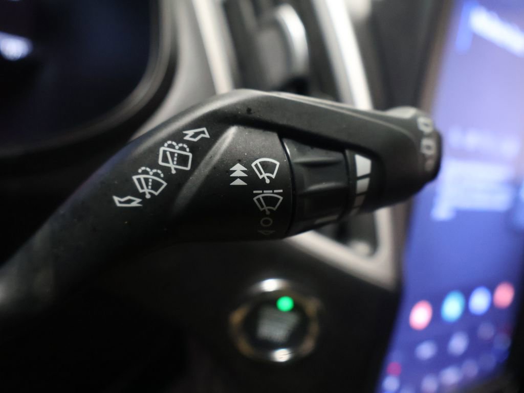 Used 2023 Ford Edge SEL w/ Convenience Package image 36