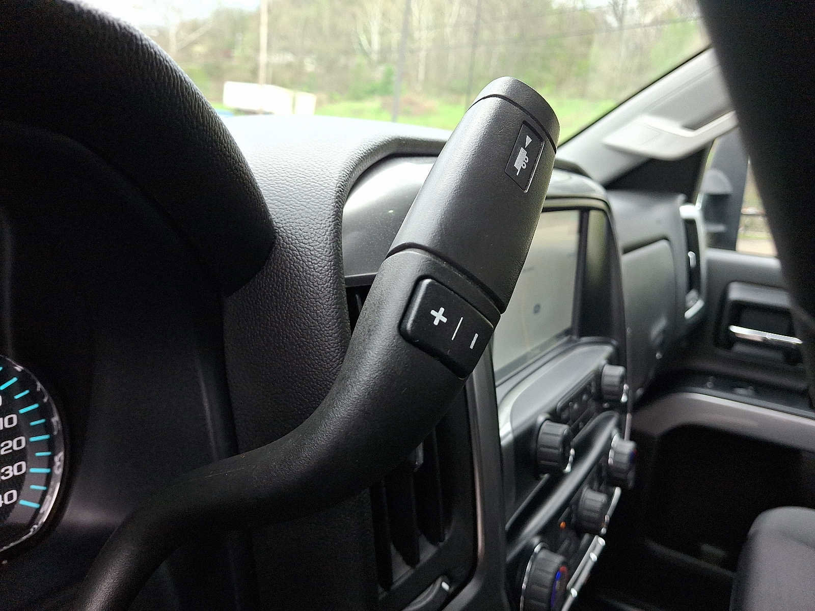 Used 2016 Chevrolet Silverado 1500 LT w/ Midnight Edition image 14