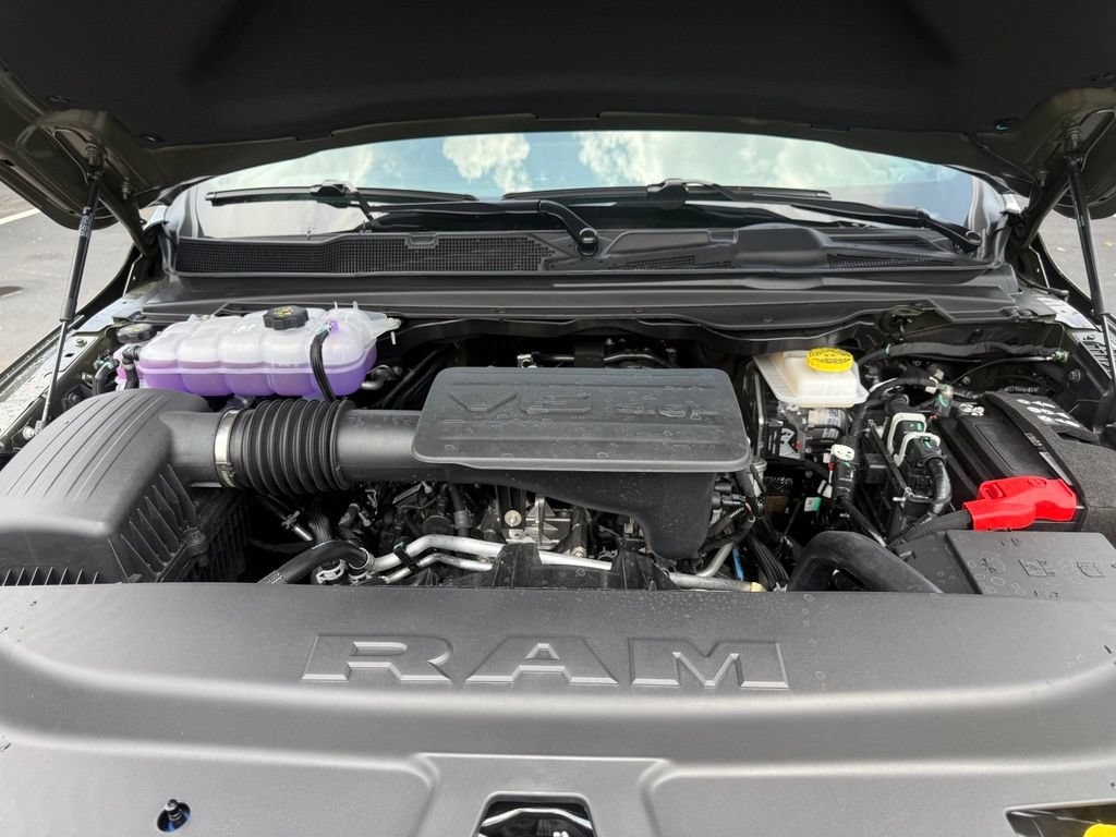 New 2026 RAM 1500 Express AWD/4WD image 54