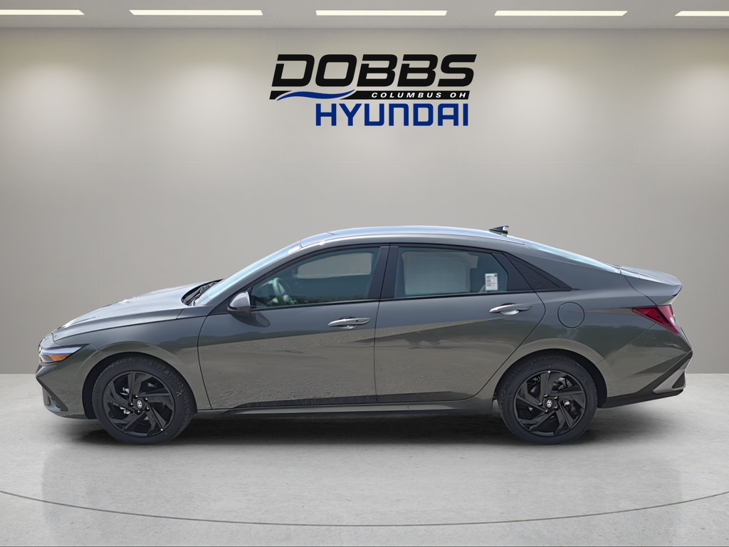 New 2026 Hyundai Elantra Sport FWD image 2