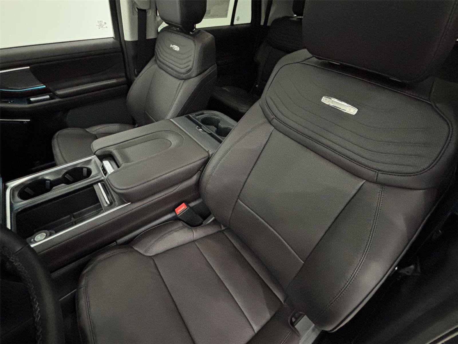 New 2026 Ford Expedition Max Platinum w/ Platinum Ultimate Package AWD/4WD image 25