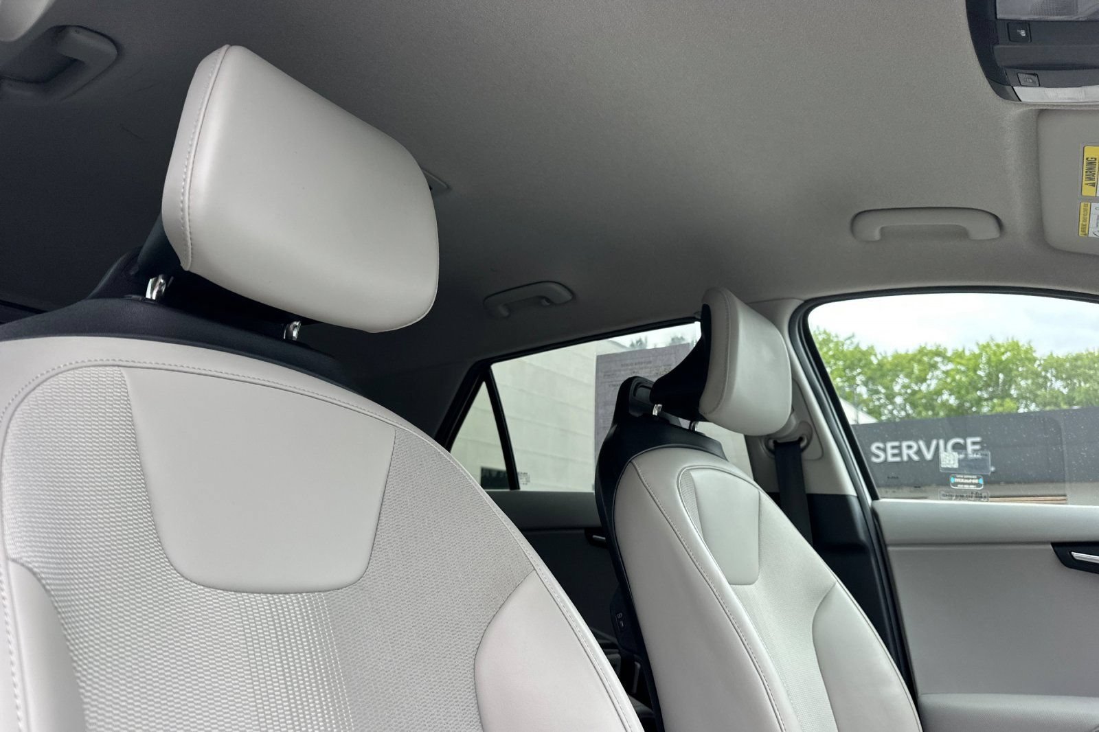 Certified 2023 Kia Niro Wind w/ Wind Preserve Package FWD image 19