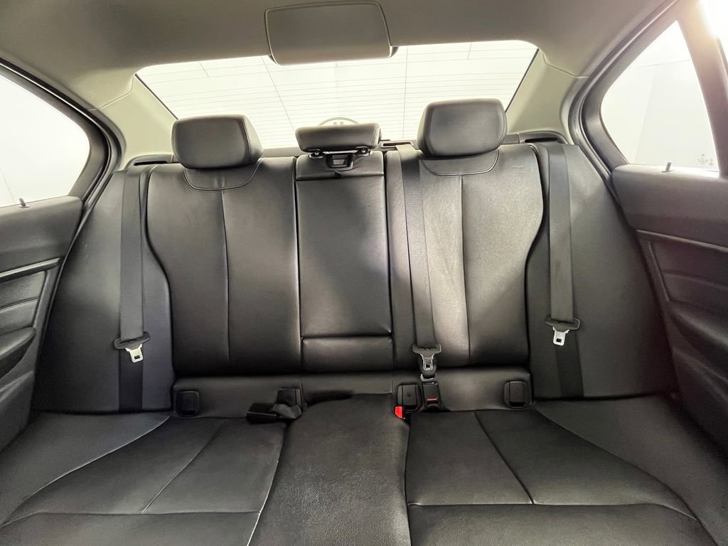 Used 2015 BMW 328i xDrive Sedan image 18