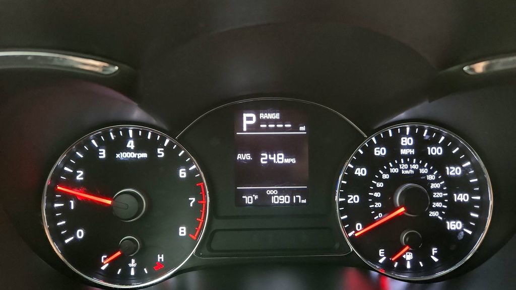 Used 2017 Kia Forte LX FWD image 25