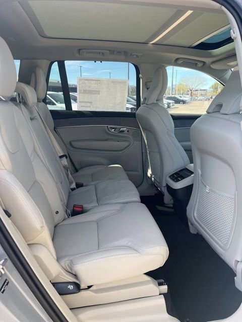 New 2026 Volvo XC90 B6 Ultra w/ Protection Package image 29