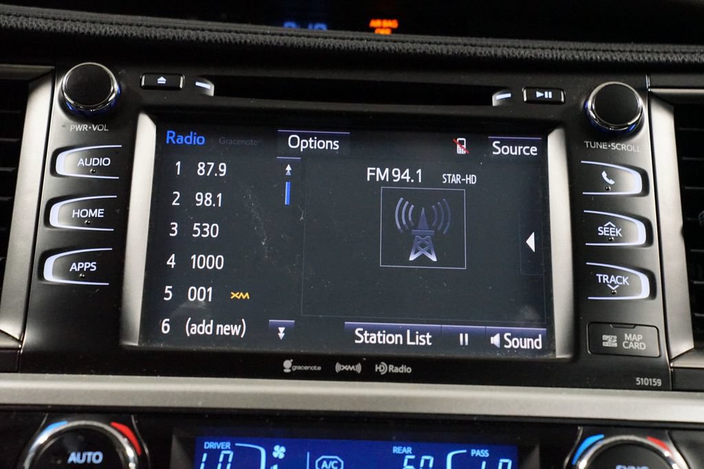 Used 2016 Toyota Highlander XLE FWD image 18