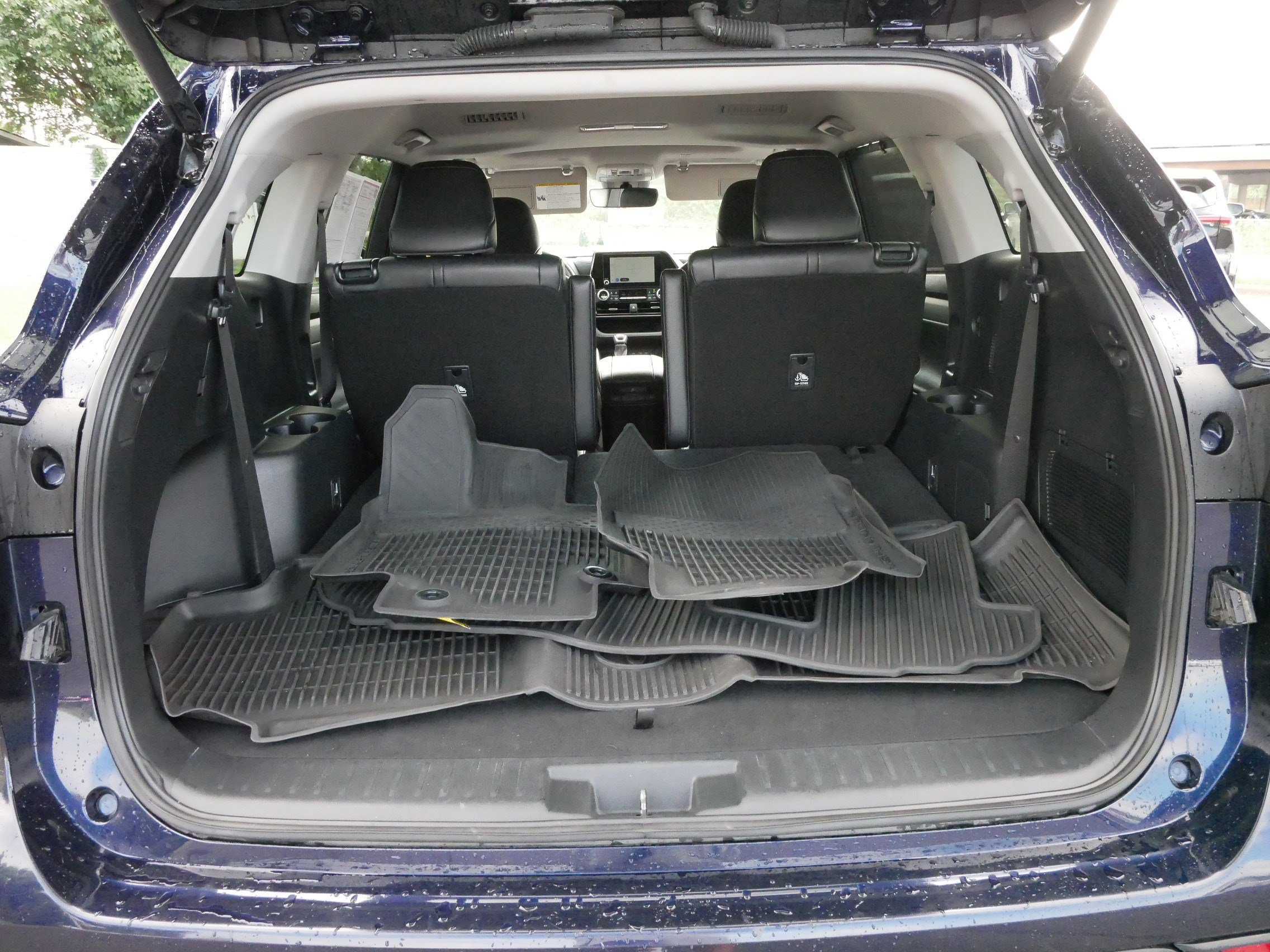 Certified 2024 Toyota Highlander XLE image 18