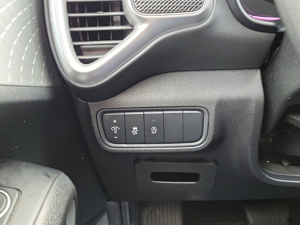 Used 2024 Kia Soul LX w/ Option Group 015 image 14