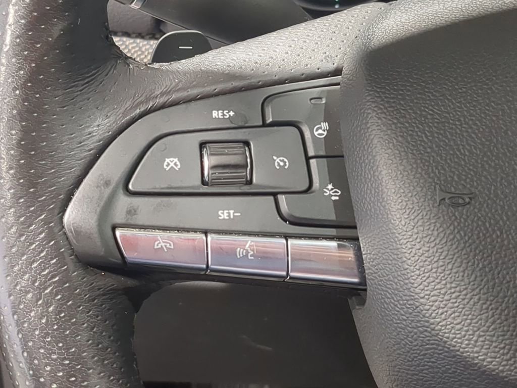 Used 2023 Cadillac XT4 Sport w/ LPO, Onyx Lite Package image 29