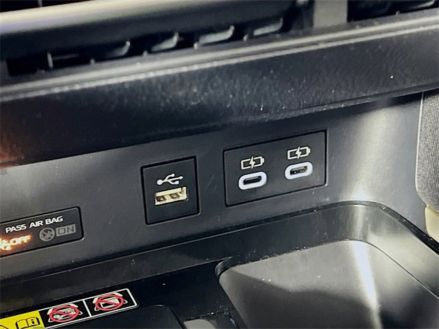 Used 2025 Toyota Camry LE image 20