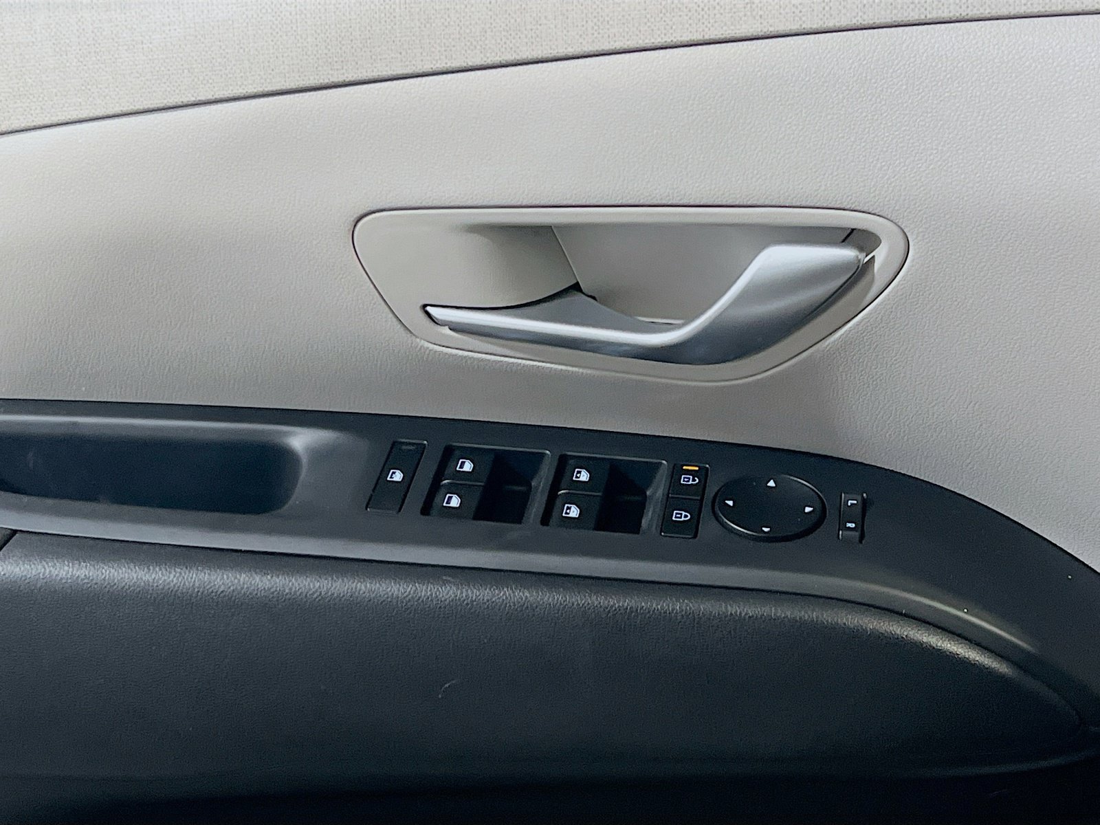 Used 2025 Hyundai Tucson SEL AWD/4WD image 14
