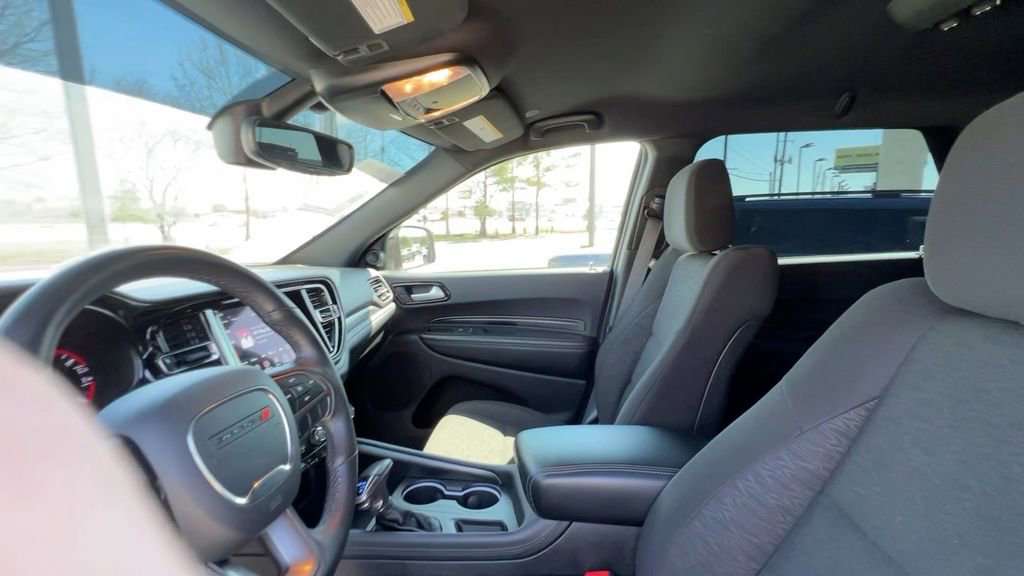 Used 2023 Dodge Durango SXT image 33