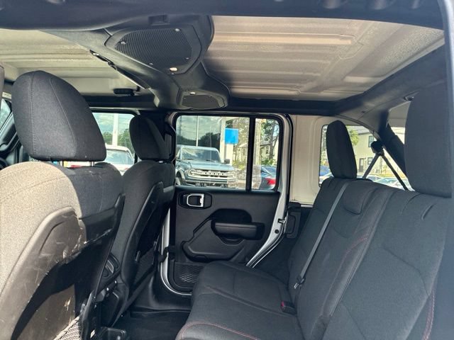 Used 2024 Jeep Wrangler Unlimited Rubicon AWD/4WD image 75