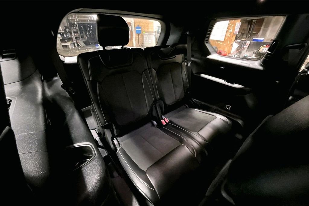 Used 2021 Jeep Grand Cherokee L Altitude image 26