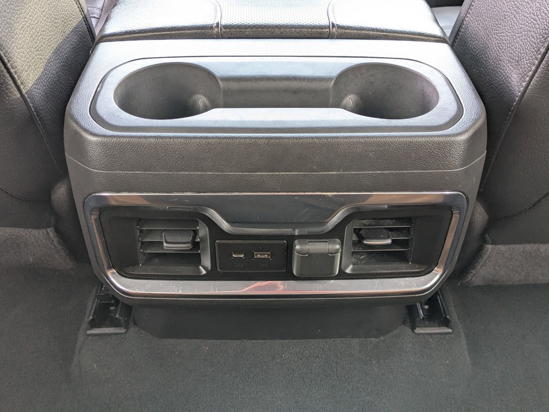 Used 2022 GMC Sierra 1500 Denali w/ Denali Premium Package image 27