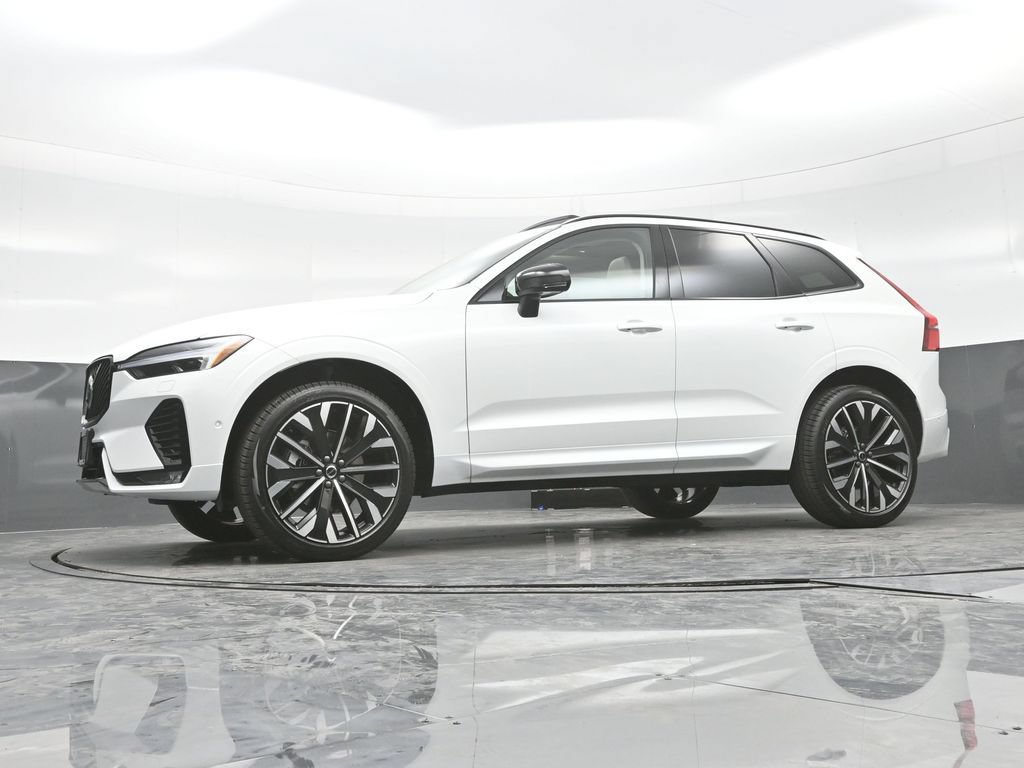 New 2026 Volvo XC60 B5 Ultra w/ Climate Package AWD/4WD image 26