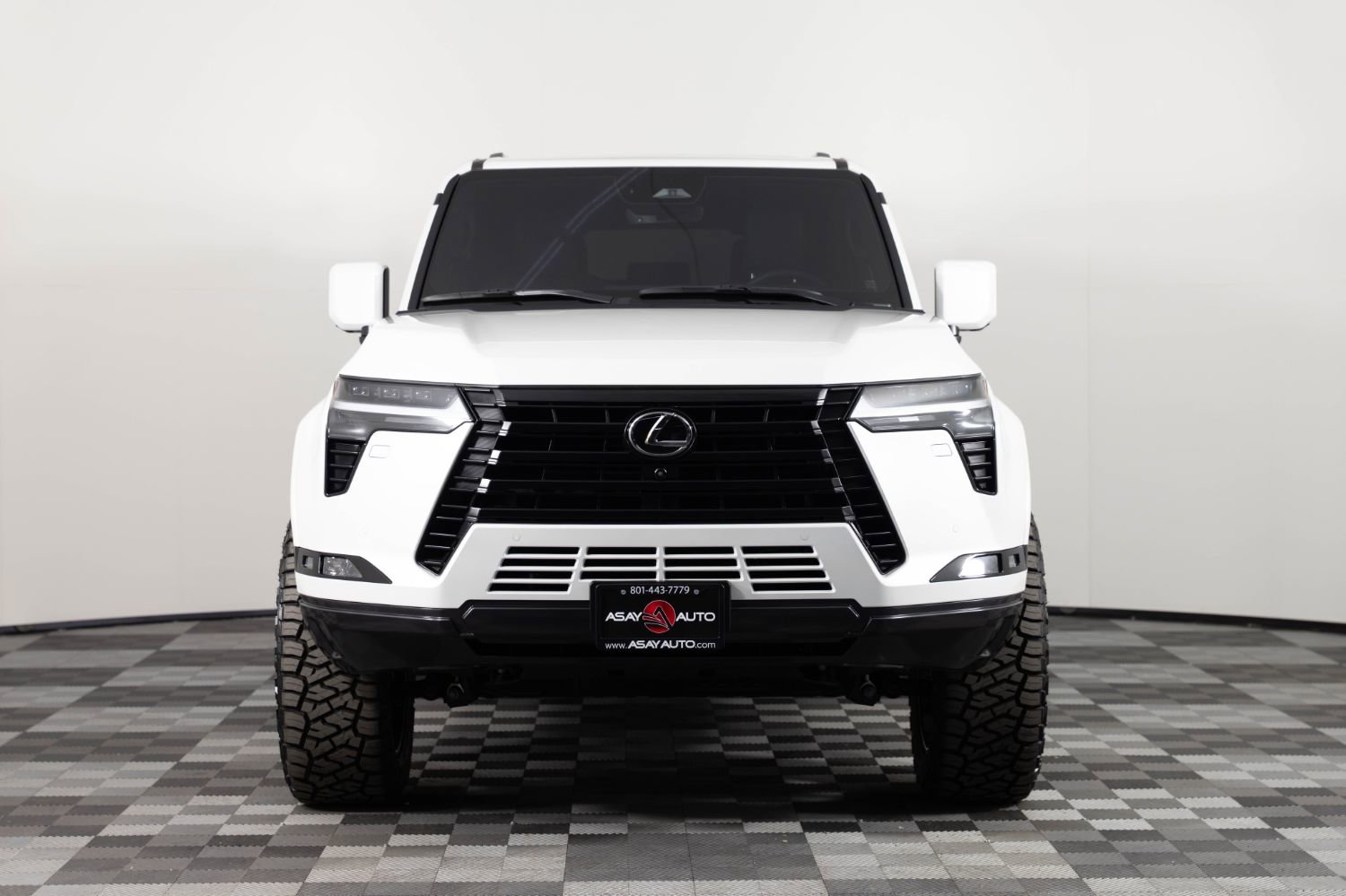 Used 2025 Lexus GX 550 w/ Accessory Package (Z1) AWD/4WD image 12