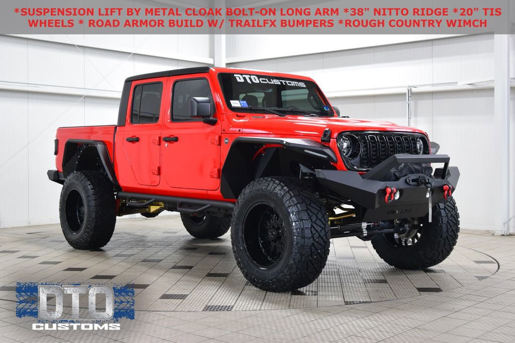 Used 2025 Jeep Gladiator Willys image 1