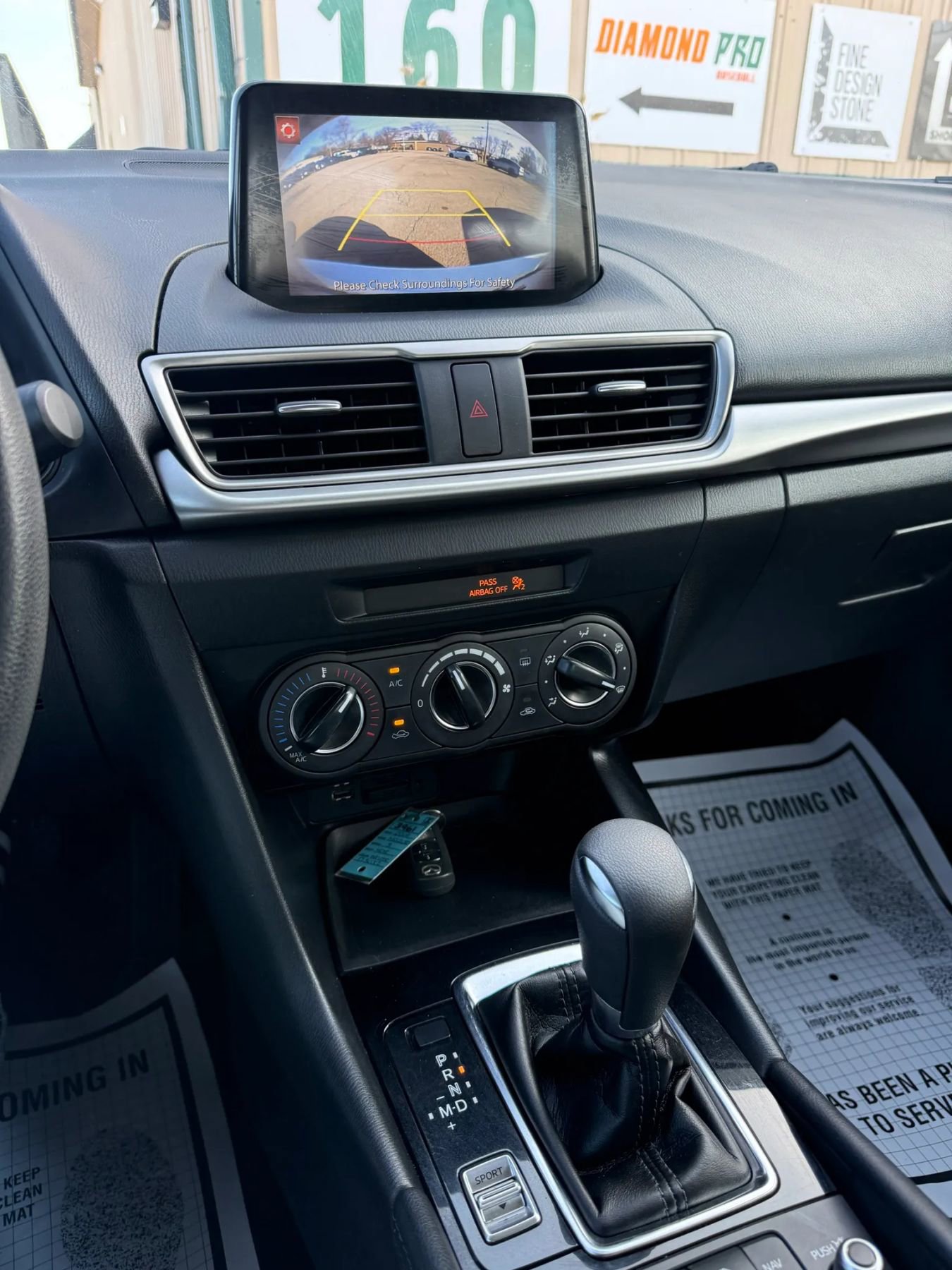 Used 2018 MAZDA MAZDA3 Sport w/ Preferred Equipment Package image 18