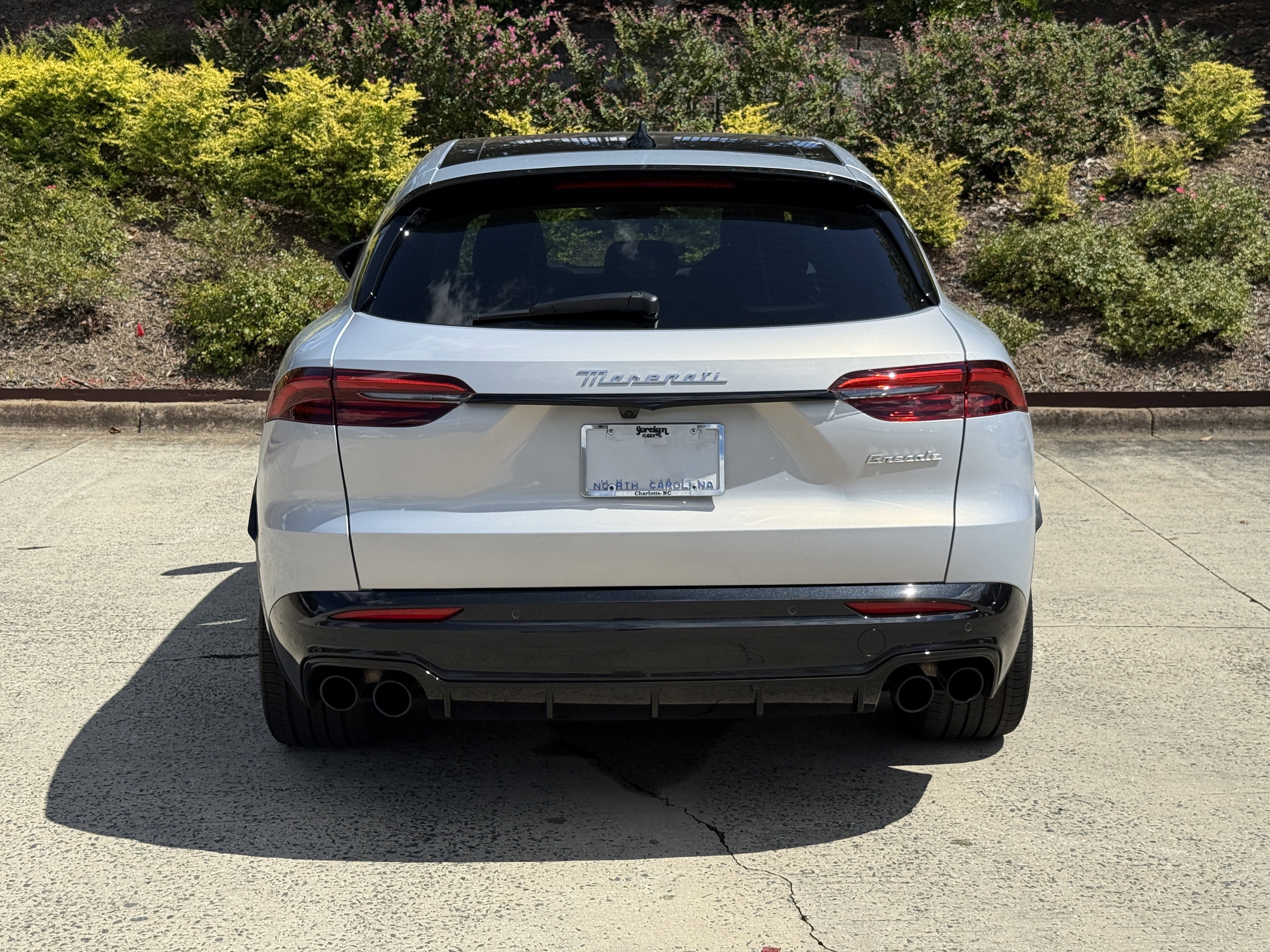 Certified 2025 Maserati Grecale Modena image 4